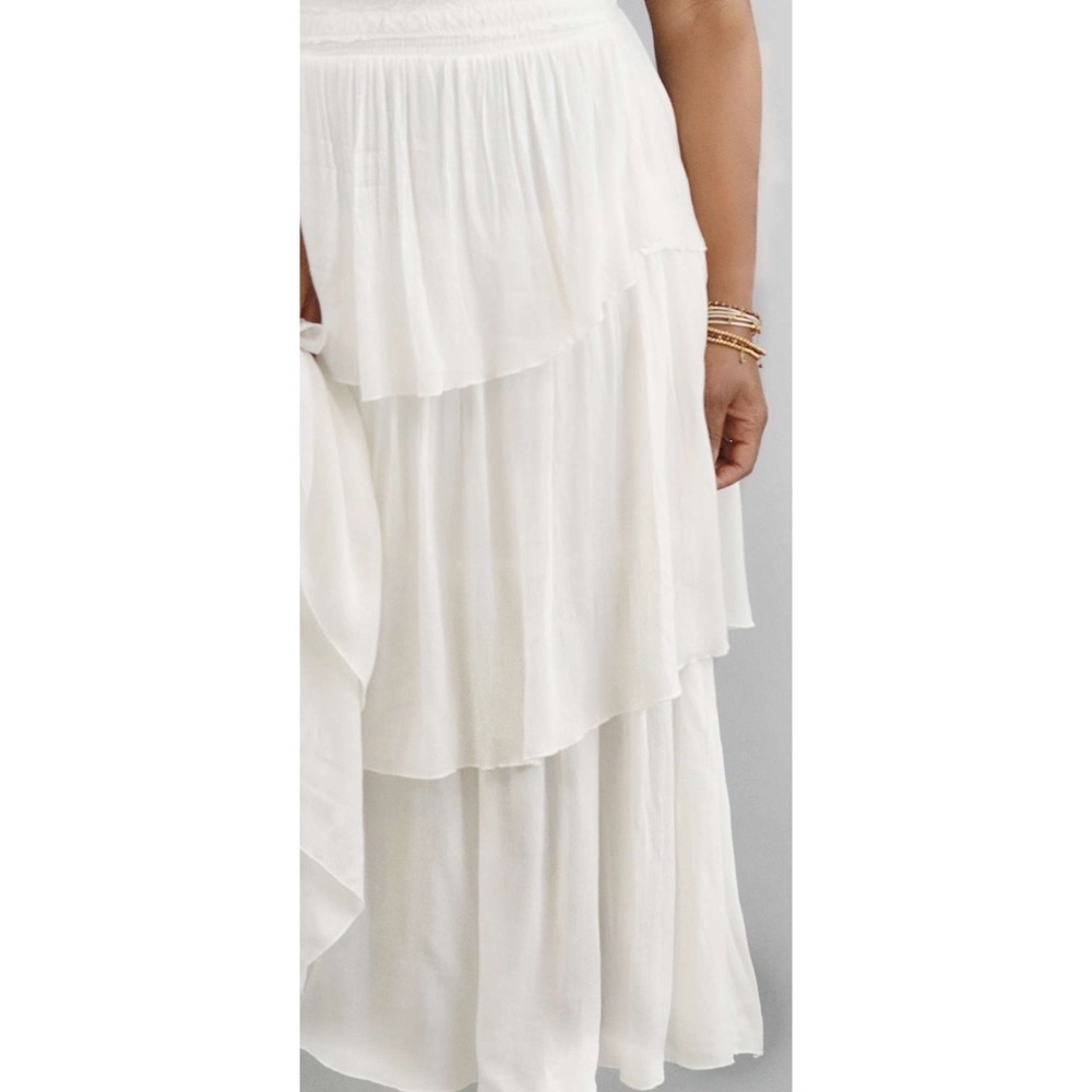 Plunge Front Backless Tiered Ruffle Summer Beach Maxi Dress in White - Picture 5 of 5